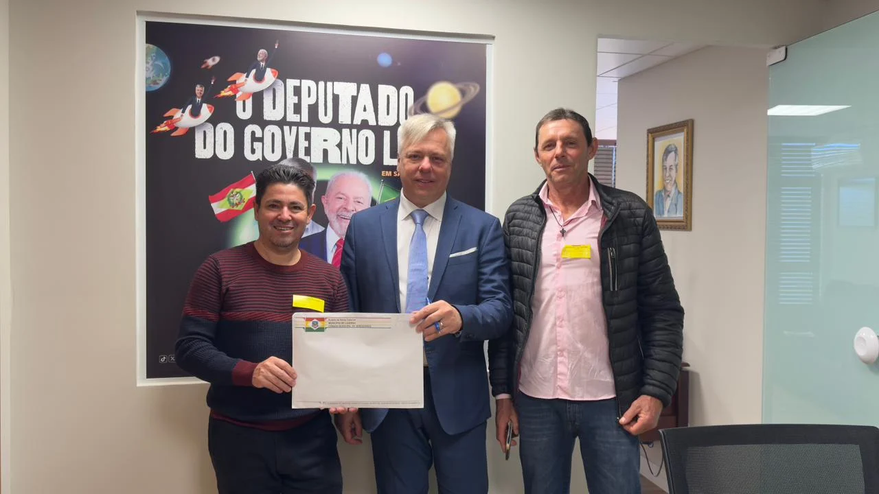 Vereadores  buscam recursos para Luzerna em agenda com deputados estaduais do PT e MDB.