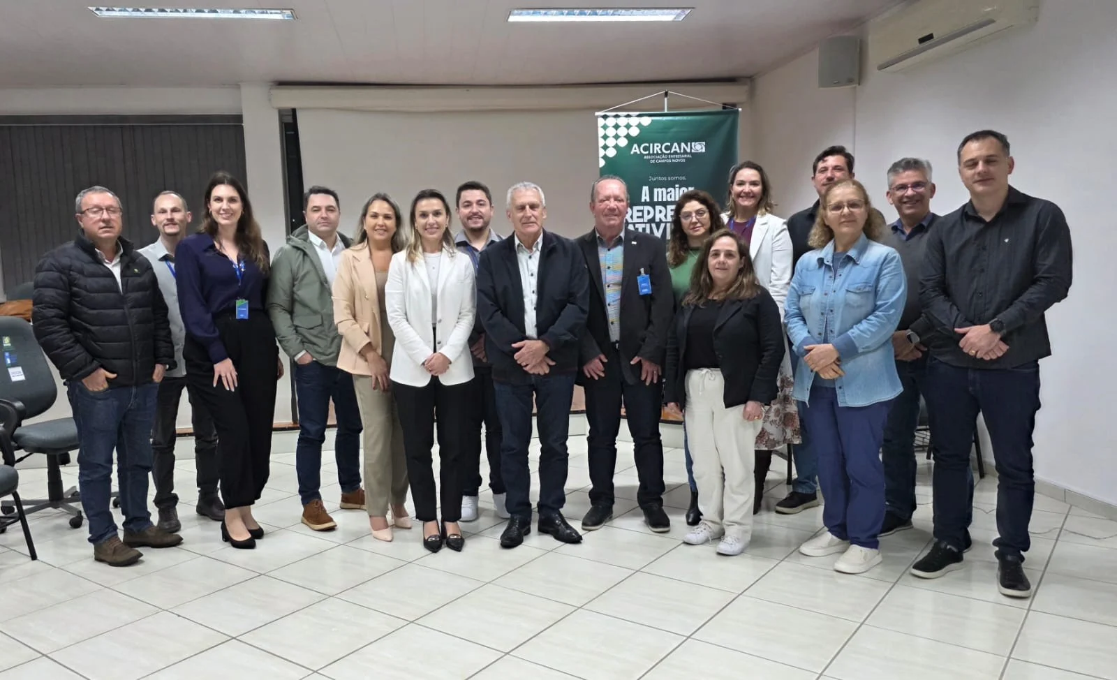 FIESC apresenta estrutura da Vice-Presidência Regional e soluções do Sistema Indústria à diretoria da ACIRCAN