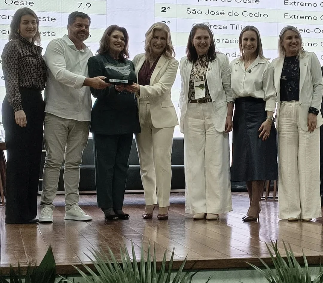 Educação em destaque: Luzerna é homenageada em Florianópolis entre os melhores IDEBs de Santa Catarina