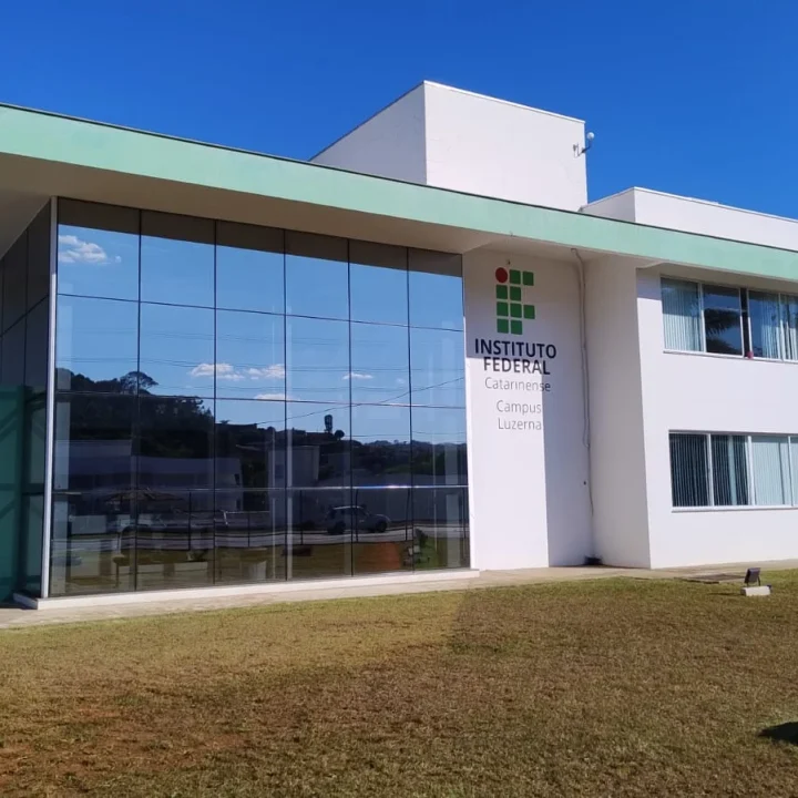 38de04d2-2f62-4b4c-9979-6030216055c0