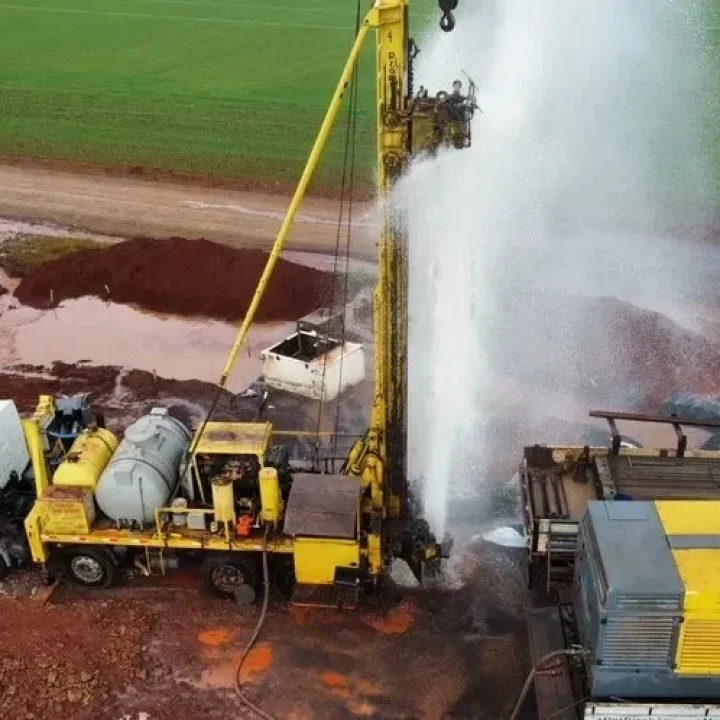 853b3828-fed7-4127-a028-f37c91a8a3ce