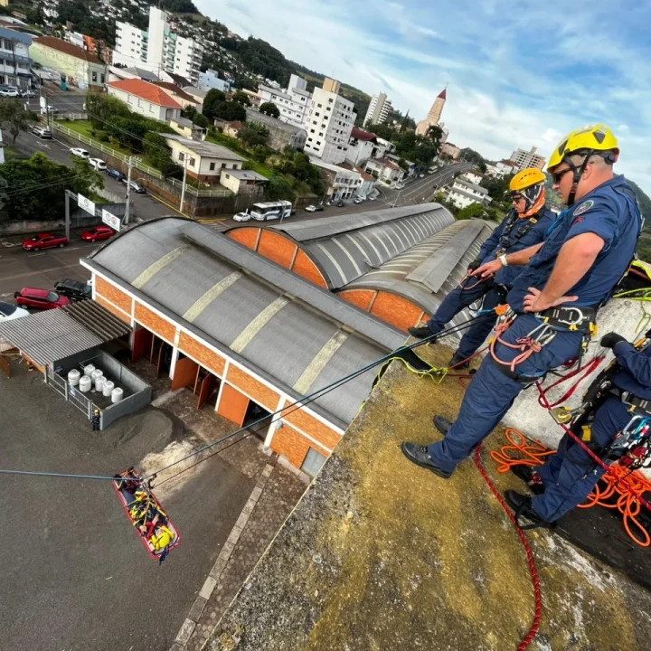 b52e4212-3fb7-4e25-9efb-807083e40cb5