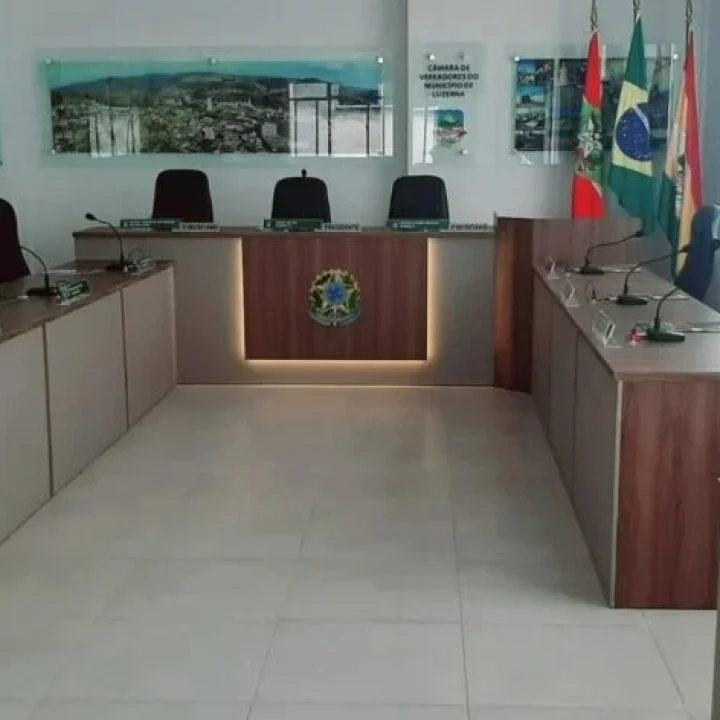 f3006d4b-eeb0-43c4-a69f-f4a0fcedb268